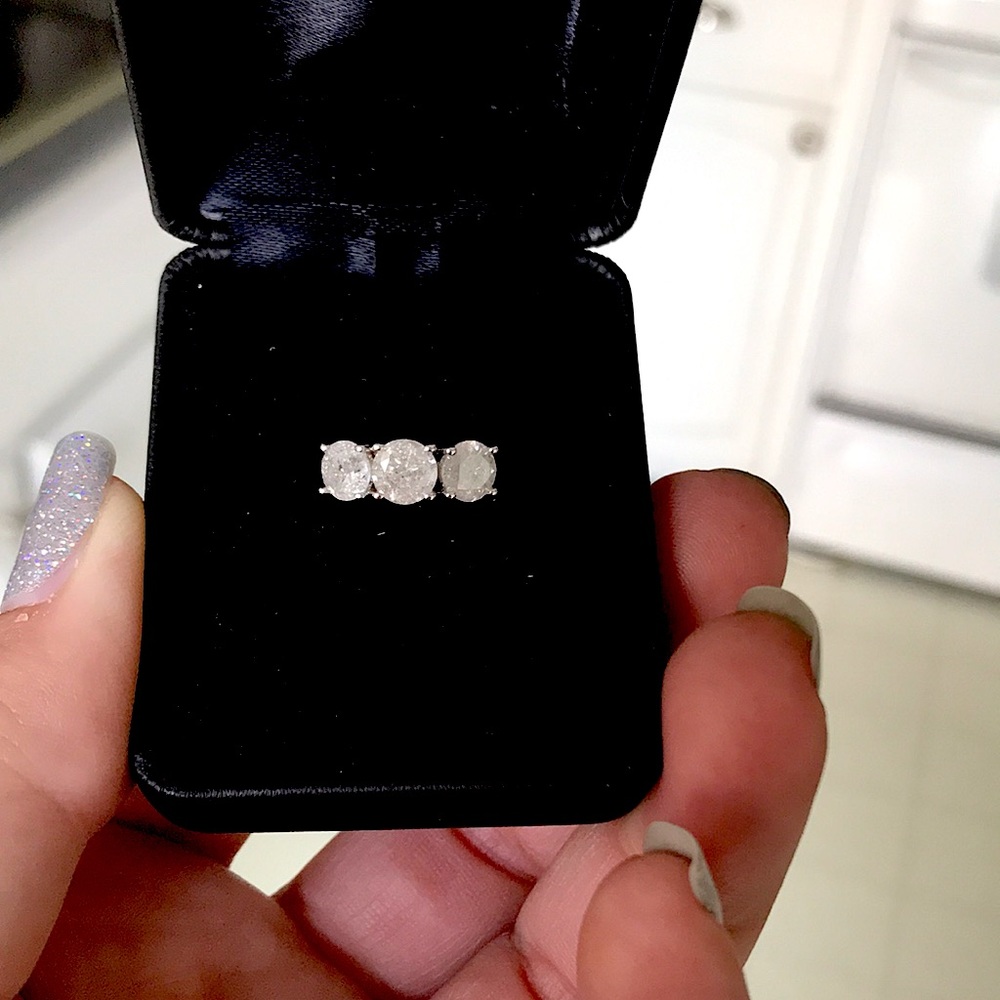 2.00 ct Diamond Past Present Future Ring